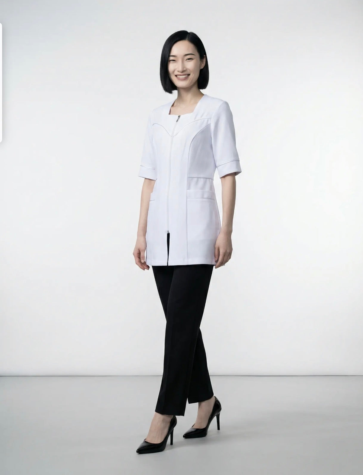 Short smock with square neckline / zipper / contrast