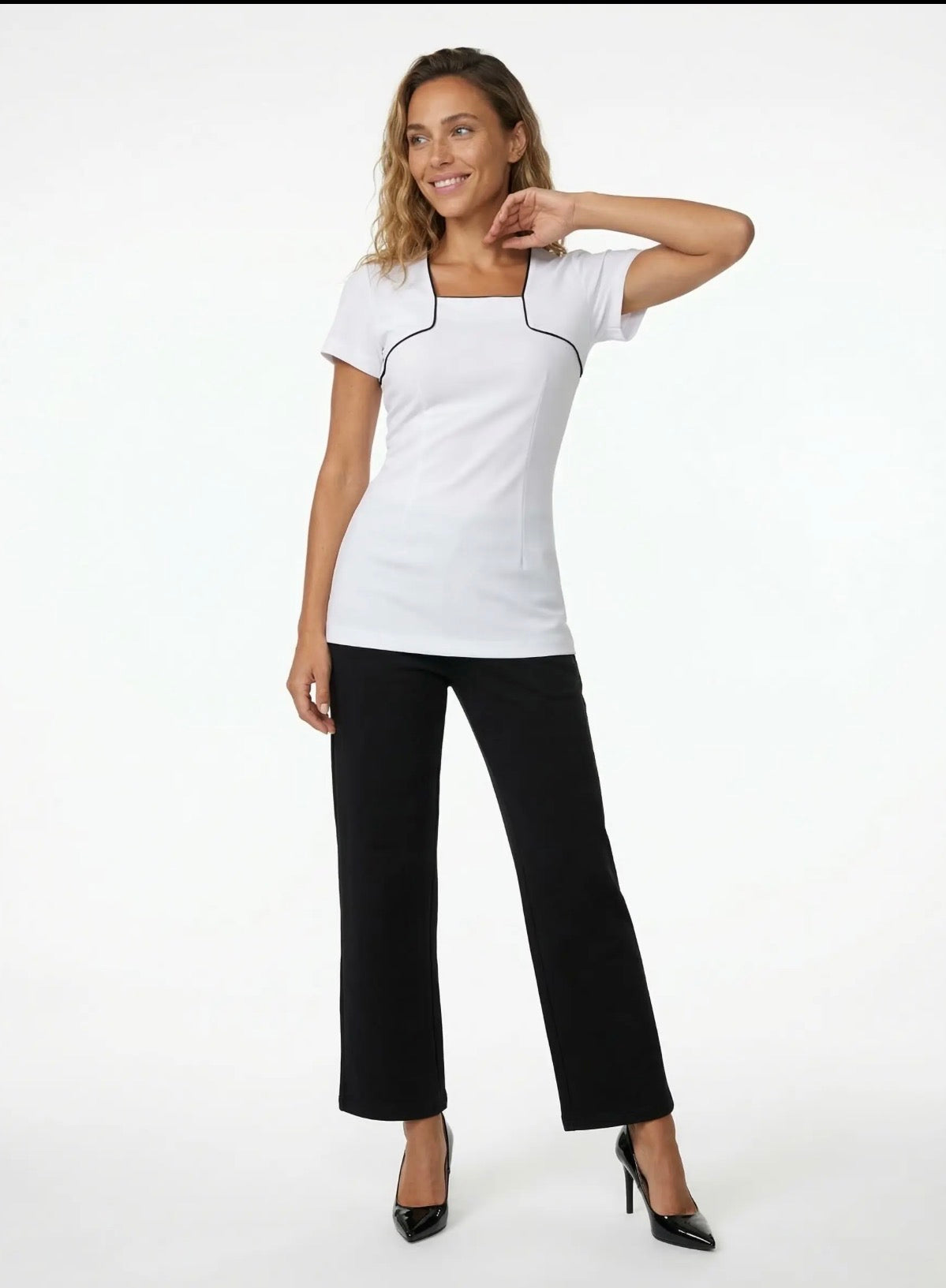 1009 Tunique encolure carrée